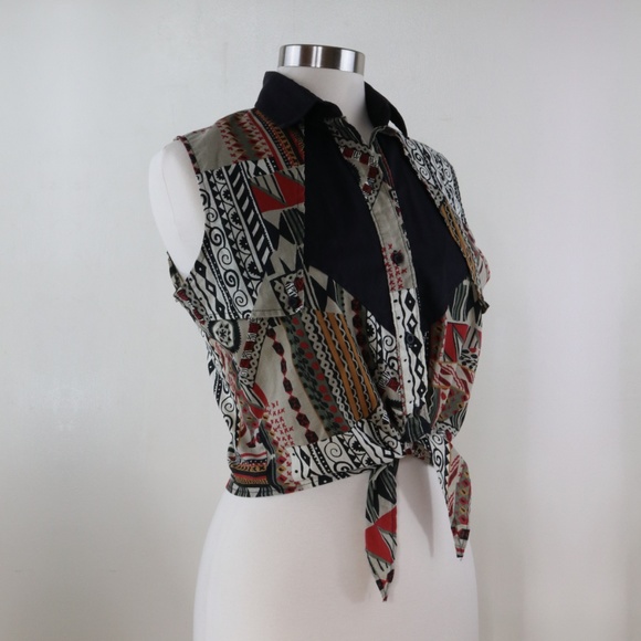 Roper Button Down Crop M Top - Picture 2 of 8